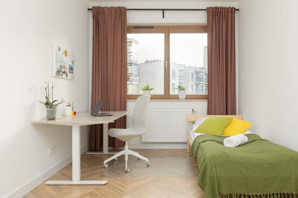 Stylish Apartment Zdziechowskiego with Parking & Home Office by Noclegi Renters 4