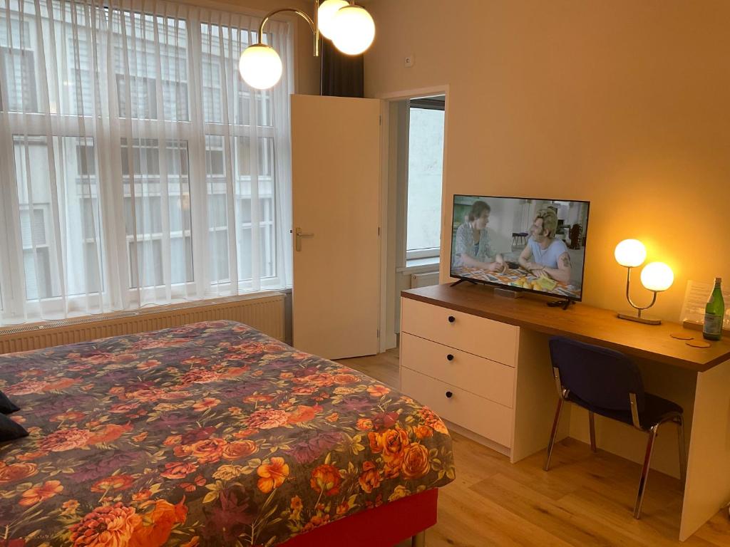 Aristoteles Apartments 3