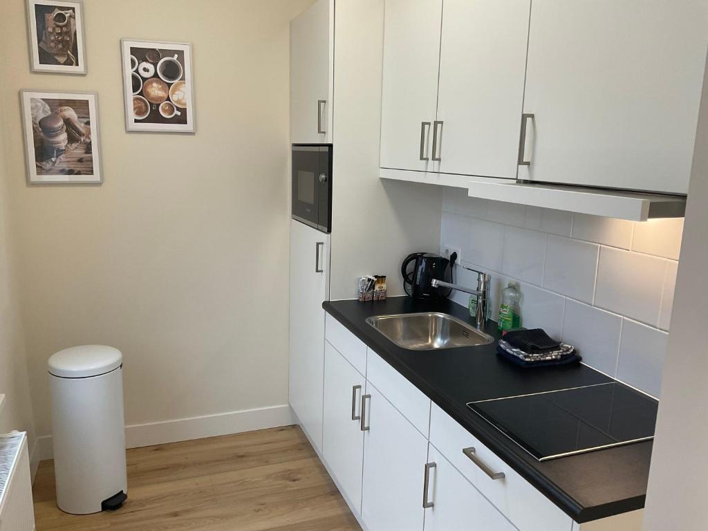 Aristoteles Apartments 6