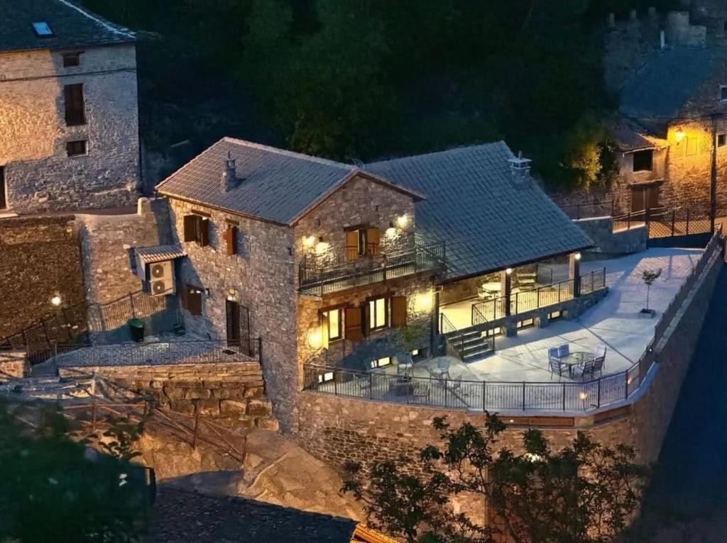 Estrella del Pirineo Castiello Jaca 6