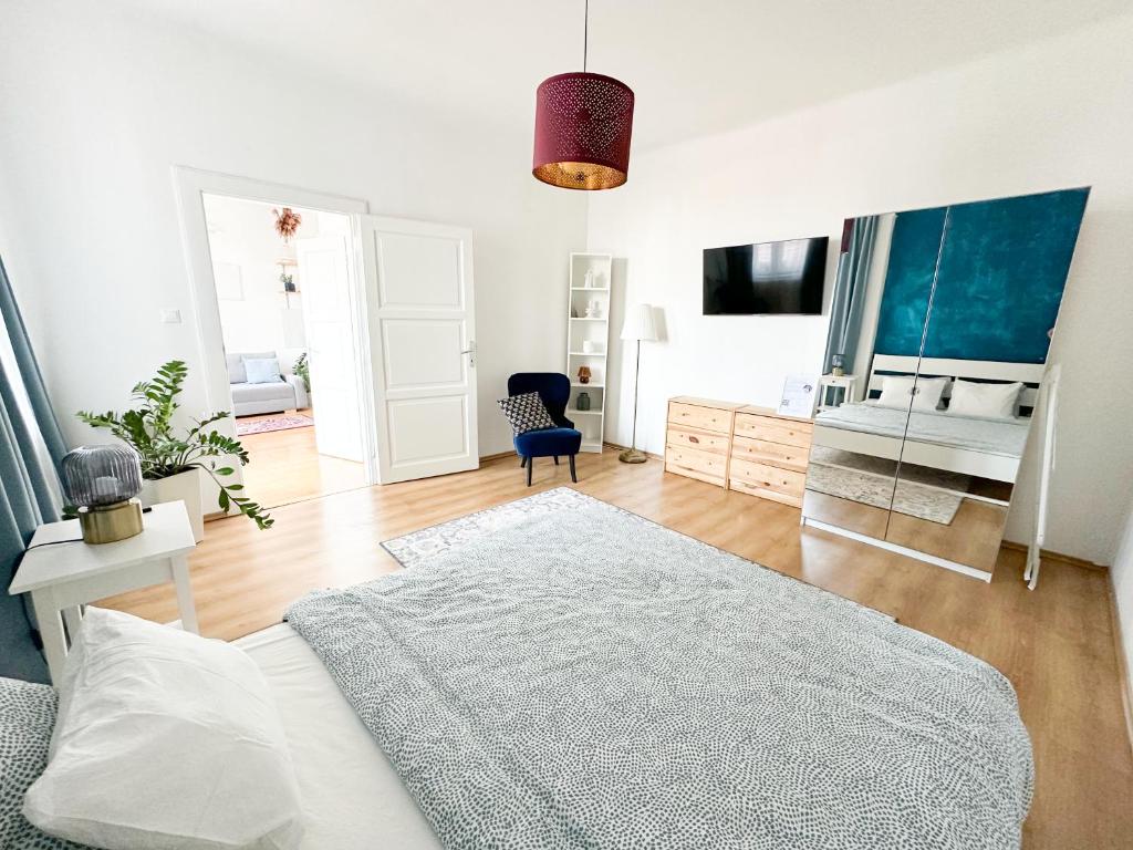 City Center Stylish Apartment with AC in Bratislava 4
