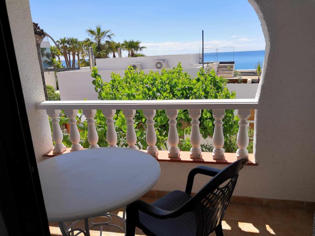 A H Rentals Villa Carolina 6