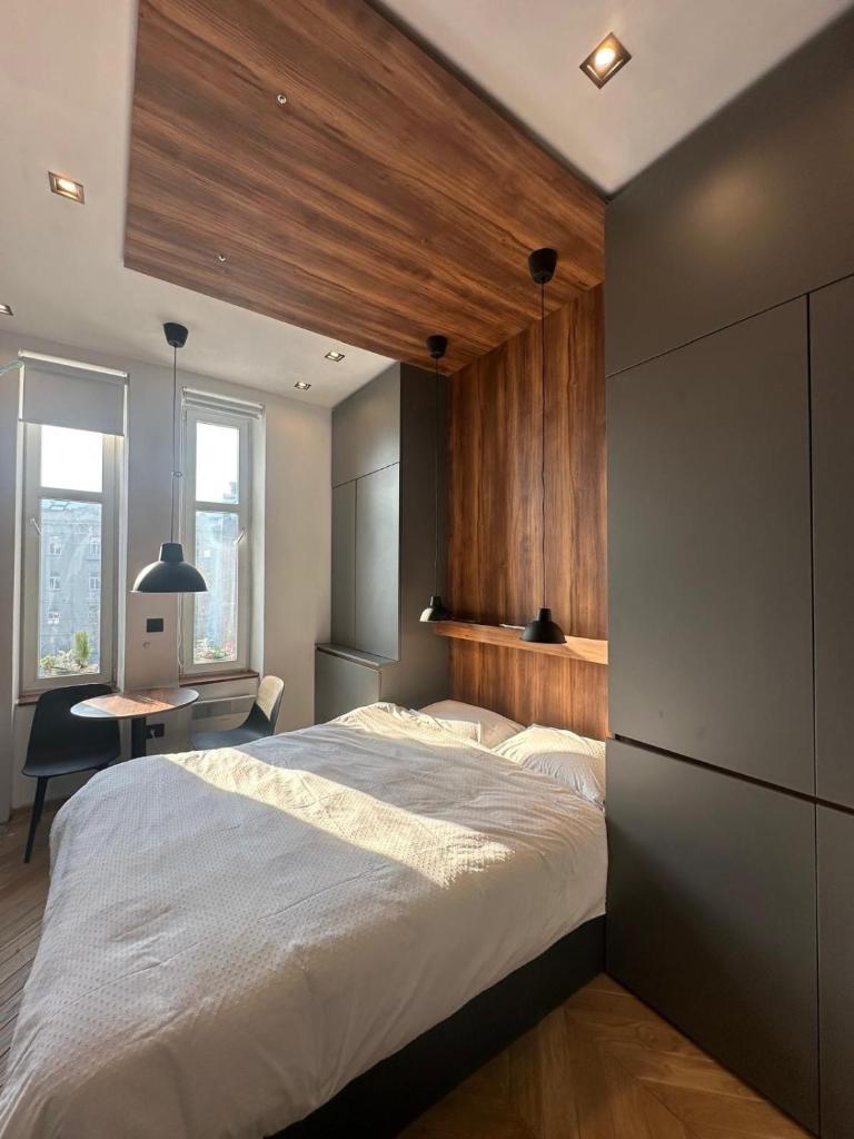 Riverside Heritage Lux and Modern 3 2
