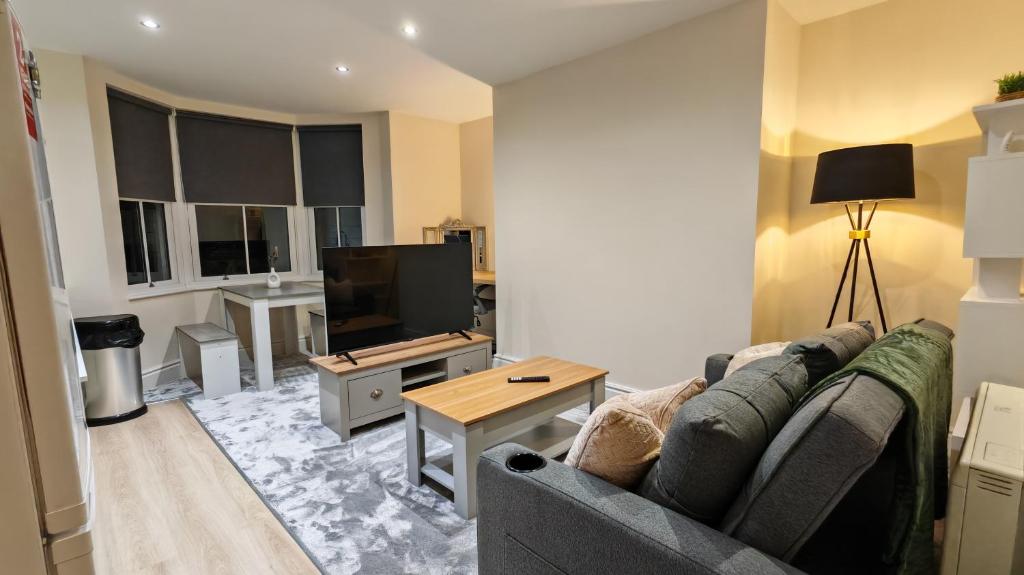 Cosy York Hideaway 7mins walk to York Historical Centre 5