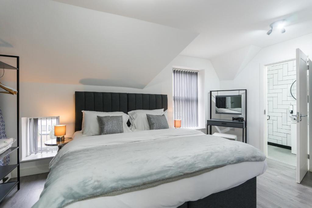 Nottage House Premier Apartments 6