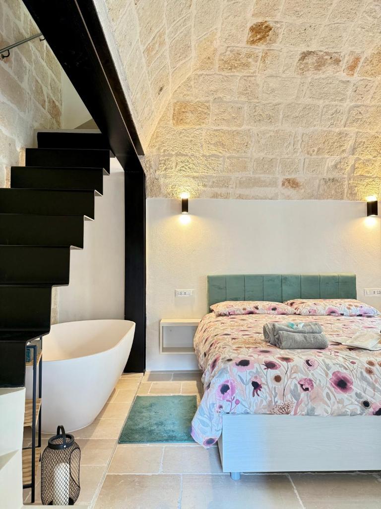 NM charming suite