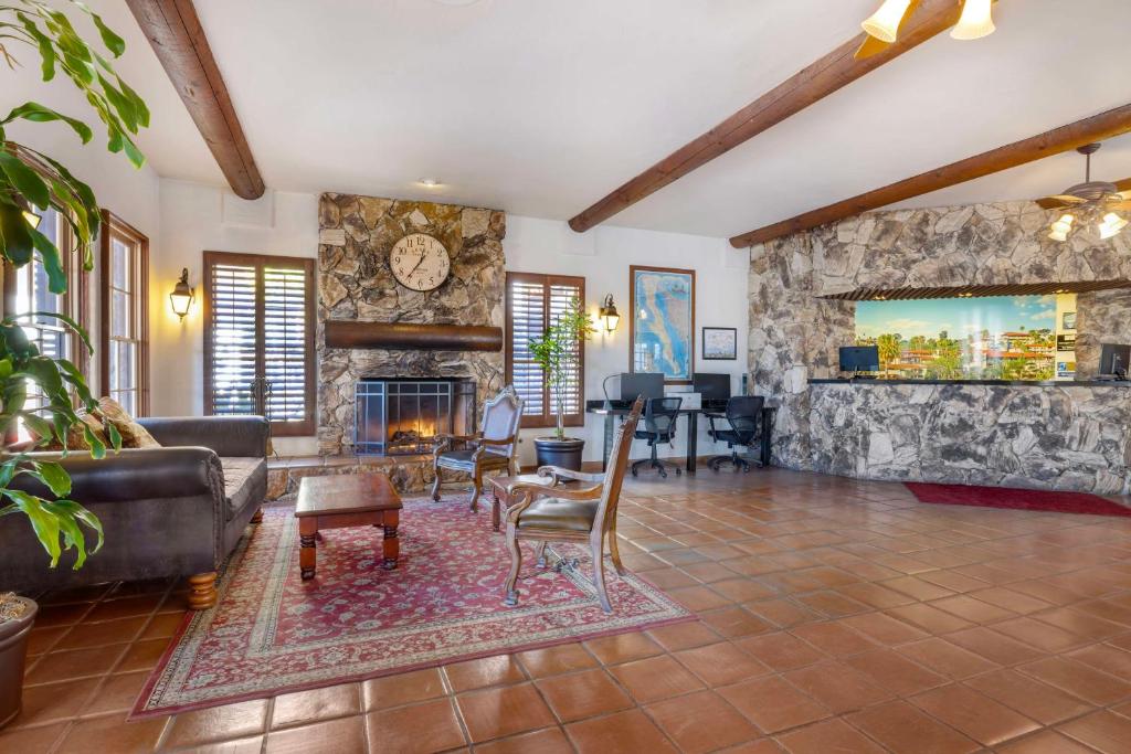 Best Western Plus Hacienda Hotel Old Town Image
