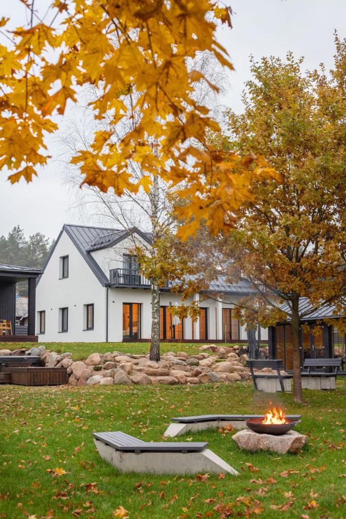 Picturesque Villa RestArt by Reside Baltic 6