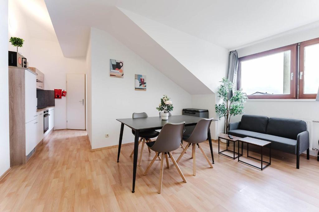 feworld living - Linz 4