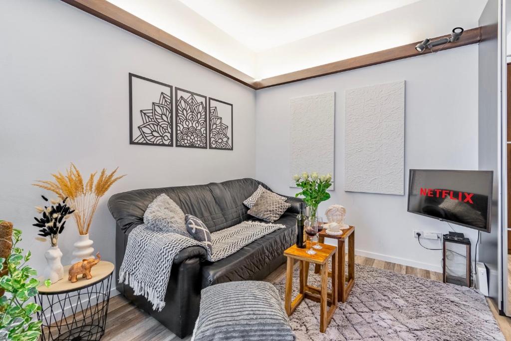 Natural-Style Apartment in The Centre of Bratislava 5