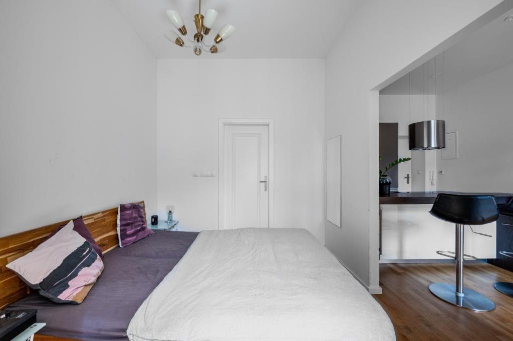 Great apartment in the hype neighborhood 5