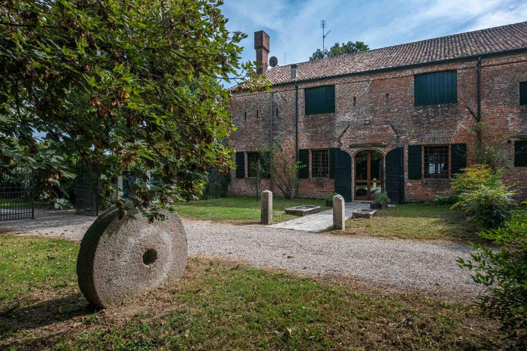 Big Scuderia Country Mansion 5500SquareFeet 7