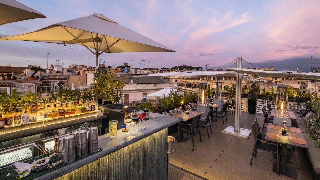 U-Visionary Roma Hotel Image