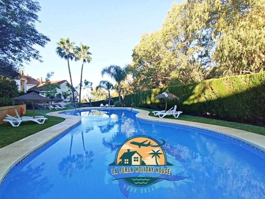 Seafront Townhouse with Stunning Mediterranean Views, community pool 4