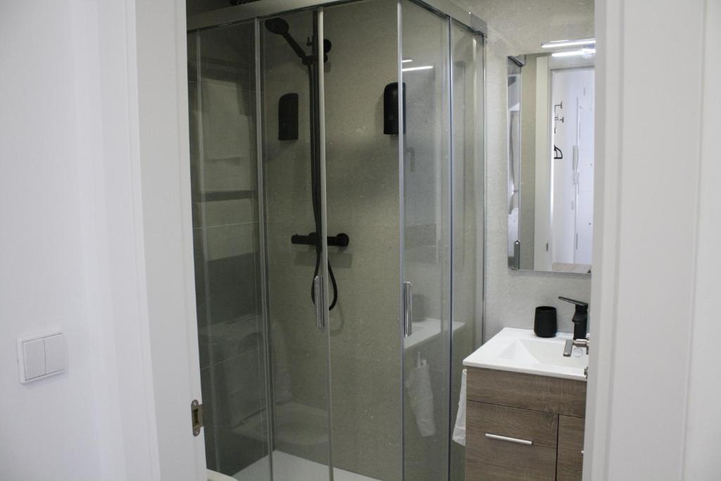APARTAHOTEL MADRID URBAN SUITES - EDIFICIO EXCLUSIVO- 7 Apartments Boutique Full Equiped 8