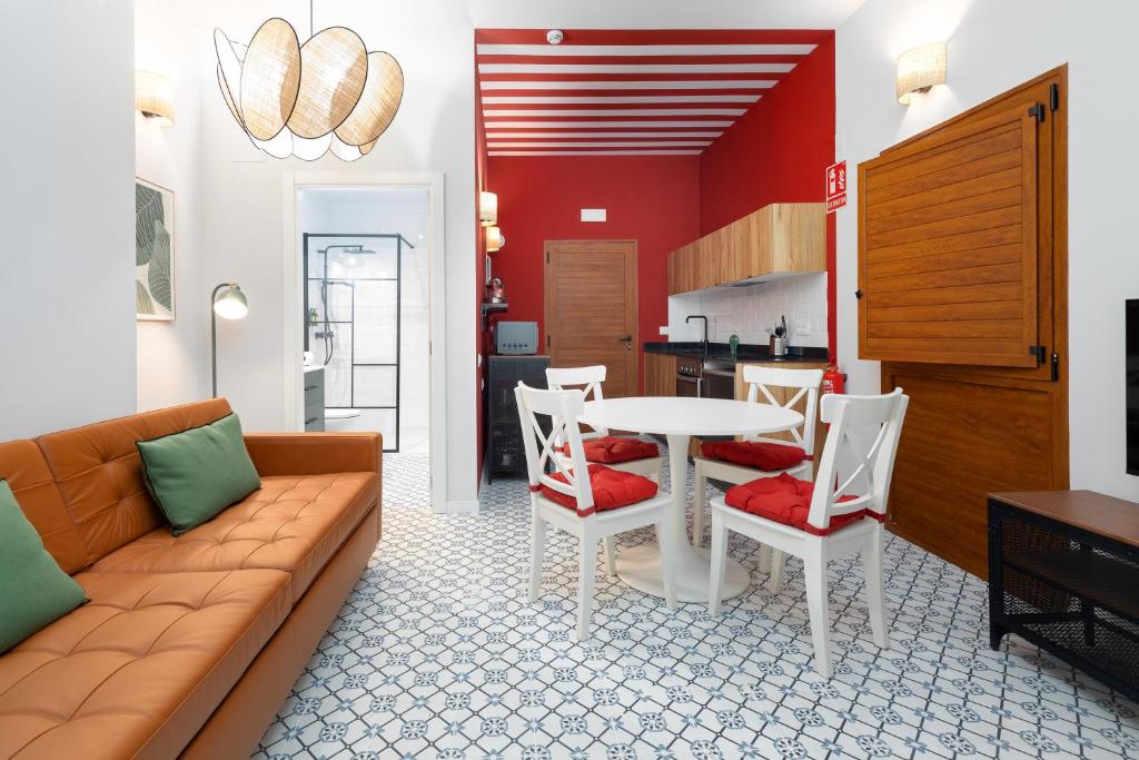 The Little Village Apartments 3