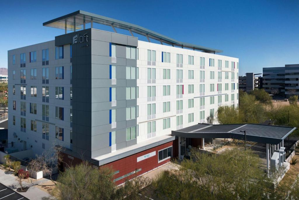 Aloft Phoenix Airport Image