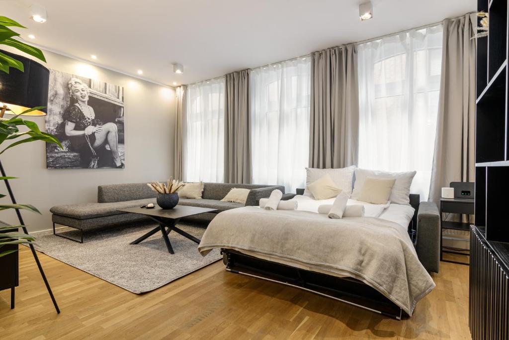 ELLY NINE - stylish urban apartments 3