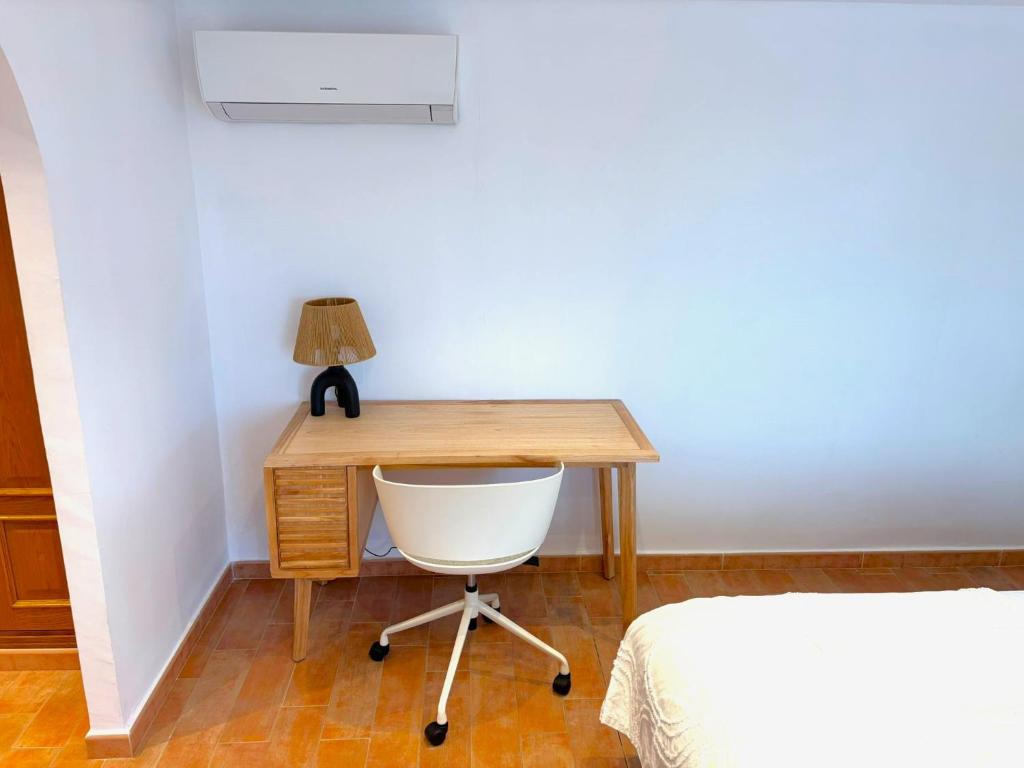 Evans Realty AV Villa & Piscina & Bbq & Chill Out 8
