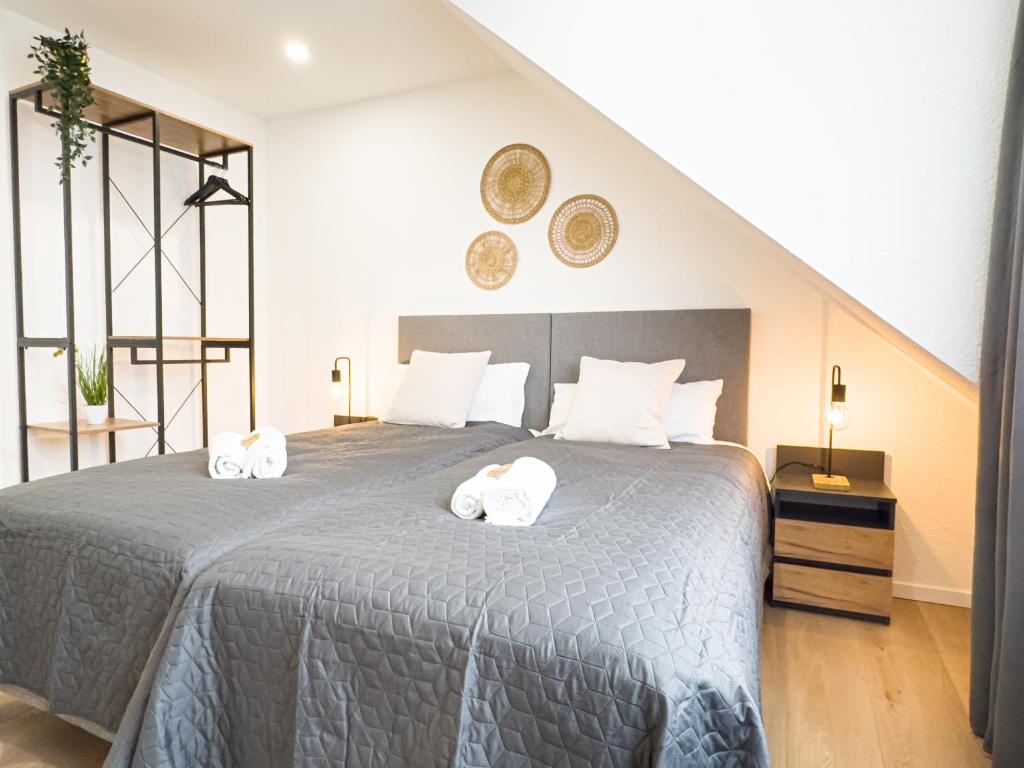 ImmoStay L# Ferienhaus- Garten & Parking, WiFi 7