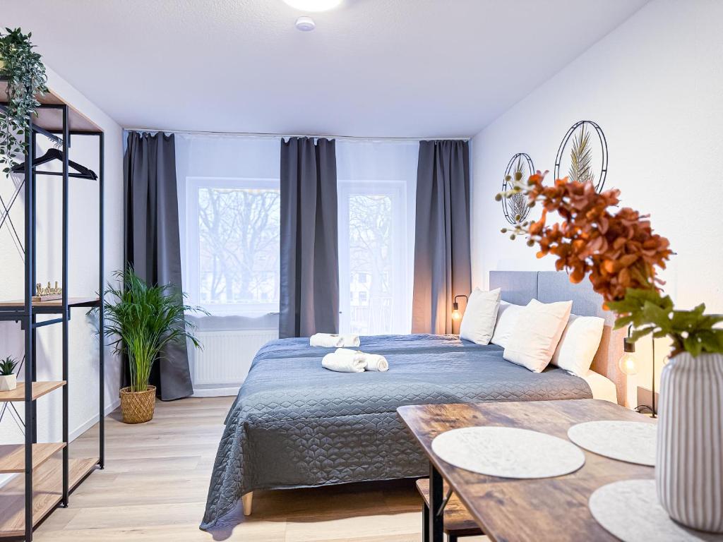 ImmoStay L# Ferienhaus- Garten & Parking, WiFi 8