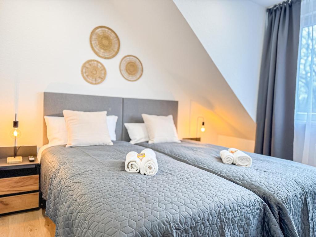 ImmoStay L# Ferienhaus- Garten & Parking, WiFi 5