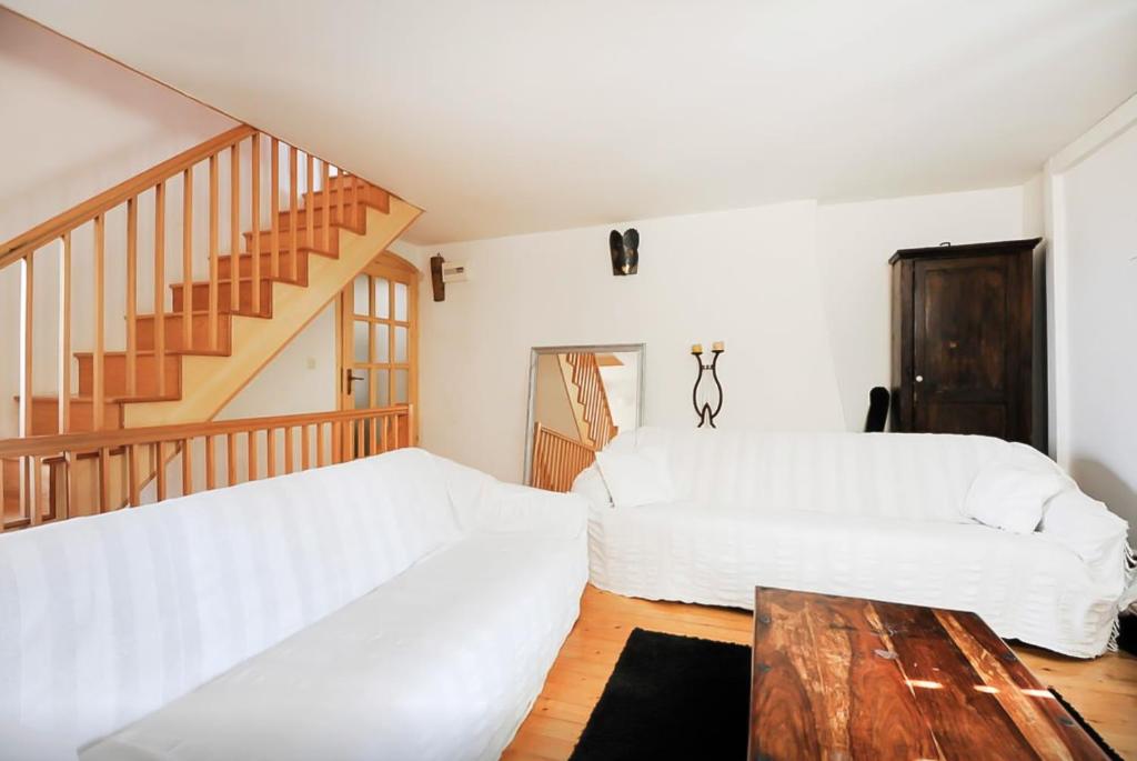 Torriano Holiday House 2
