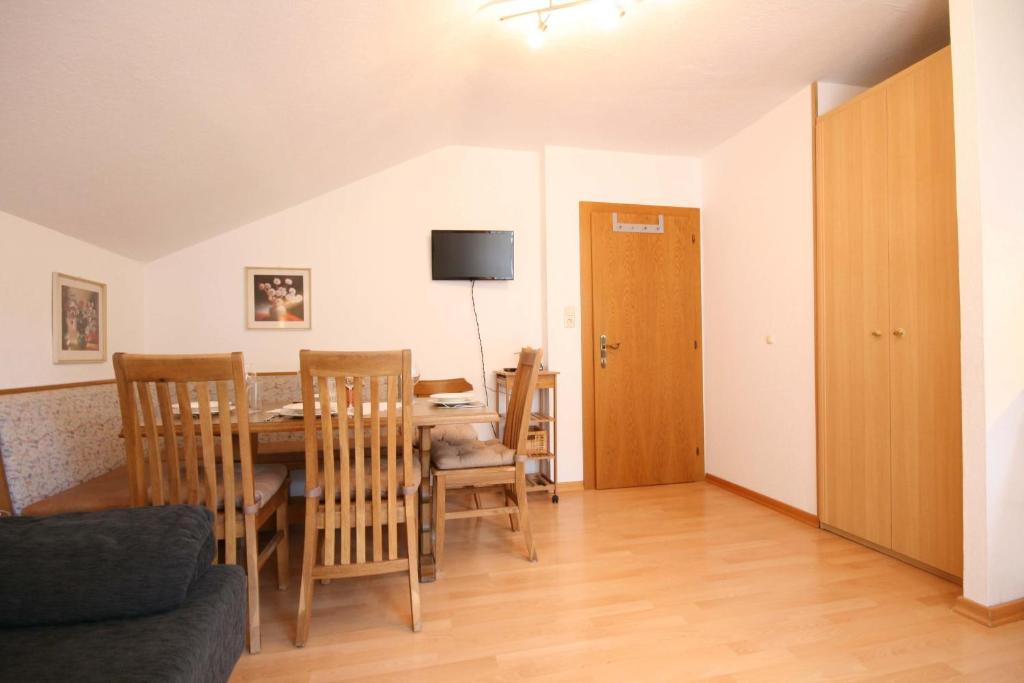 Almliesl ZELL-041 6