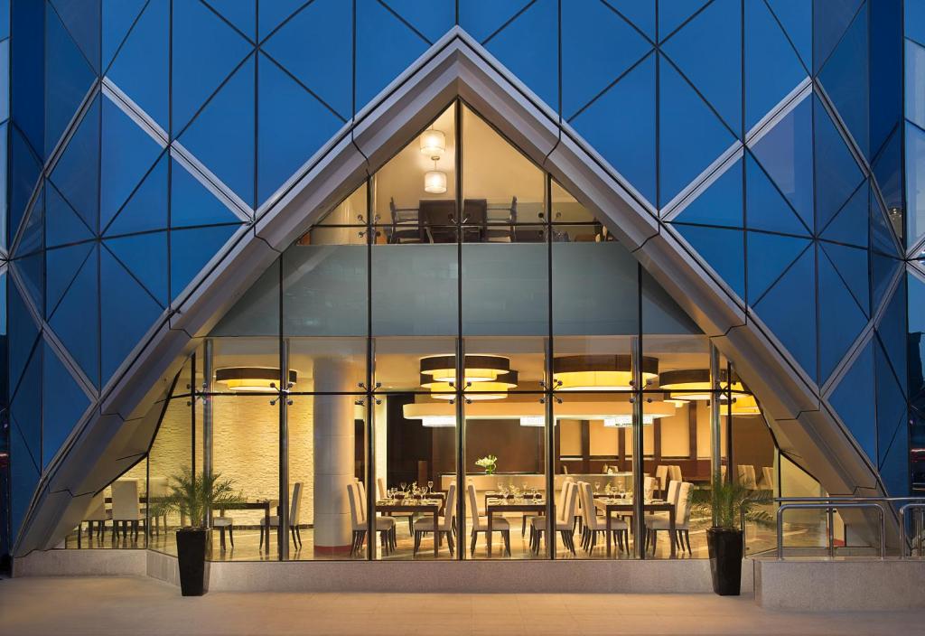 City Seasons Towers Hotel Bur Dubai Image