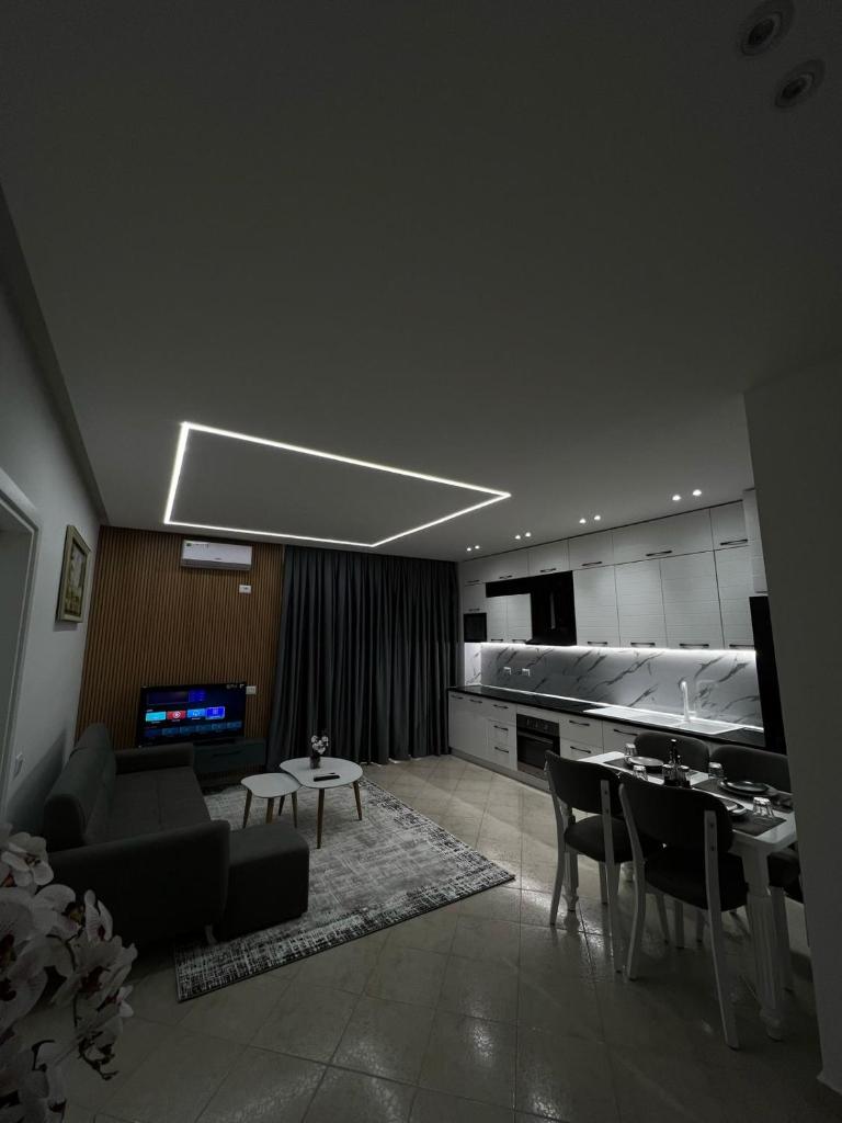 Rajli's Apartments 8
