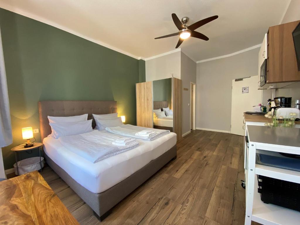 Amaroo - Rooms & Apartments "Charlotte" 7
