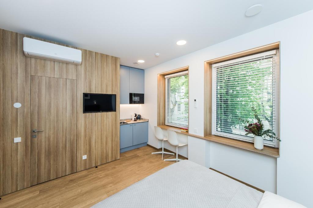 River city apartments 5