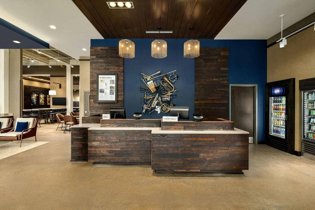 Fairfield Inn & Suites by Marriott New Orleans Downtown/French Quarter Area Image