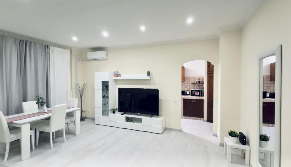 FARSHI home 5