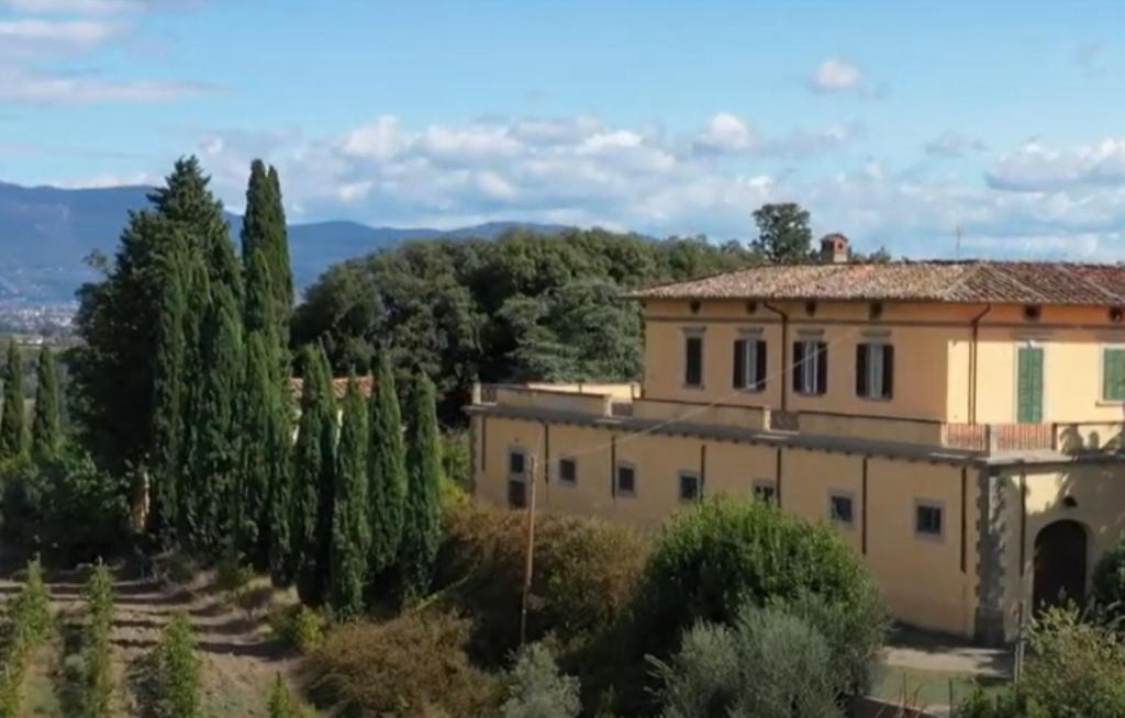 Apartment in villa Il Castellaccio 5