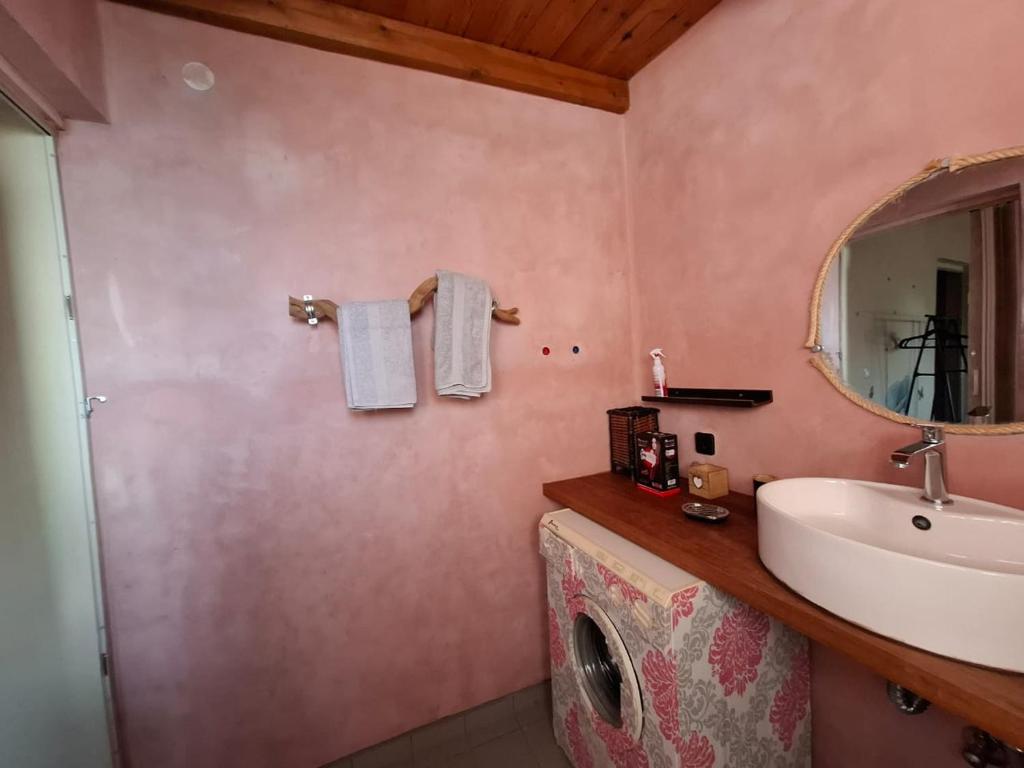 zikos house 3