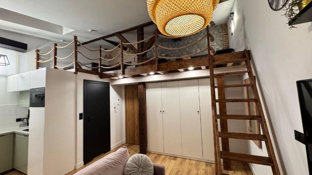 LOFT in the CITY CENTER by KOBIELA APARTMENTS 7