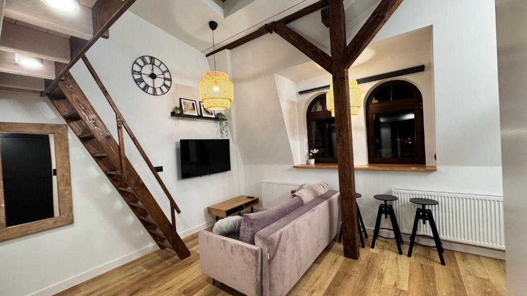 LOFT in the CITY CENTER by KOBIELA APARTMENTS 4