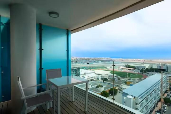 Seaside Serenity Oasis - High floor - Stunning Views 4
