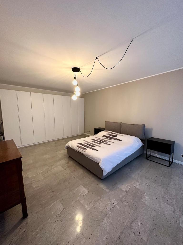 Bilocale con Terrazzo e Garage in Centro Bergamo 2
