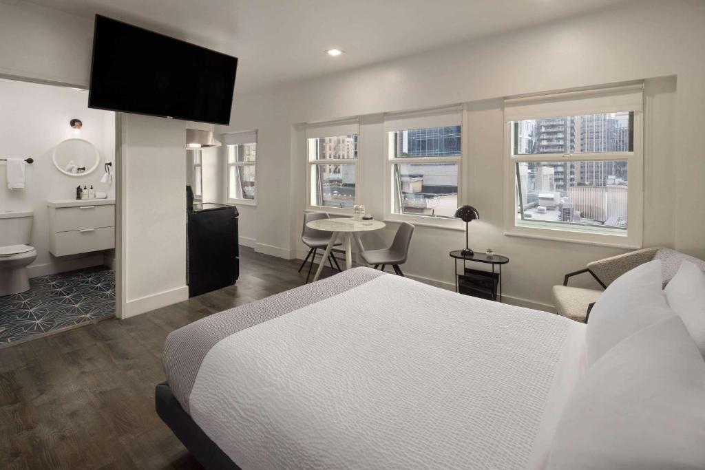 Reside Seattle Downtown, a Wyndham Residence Image