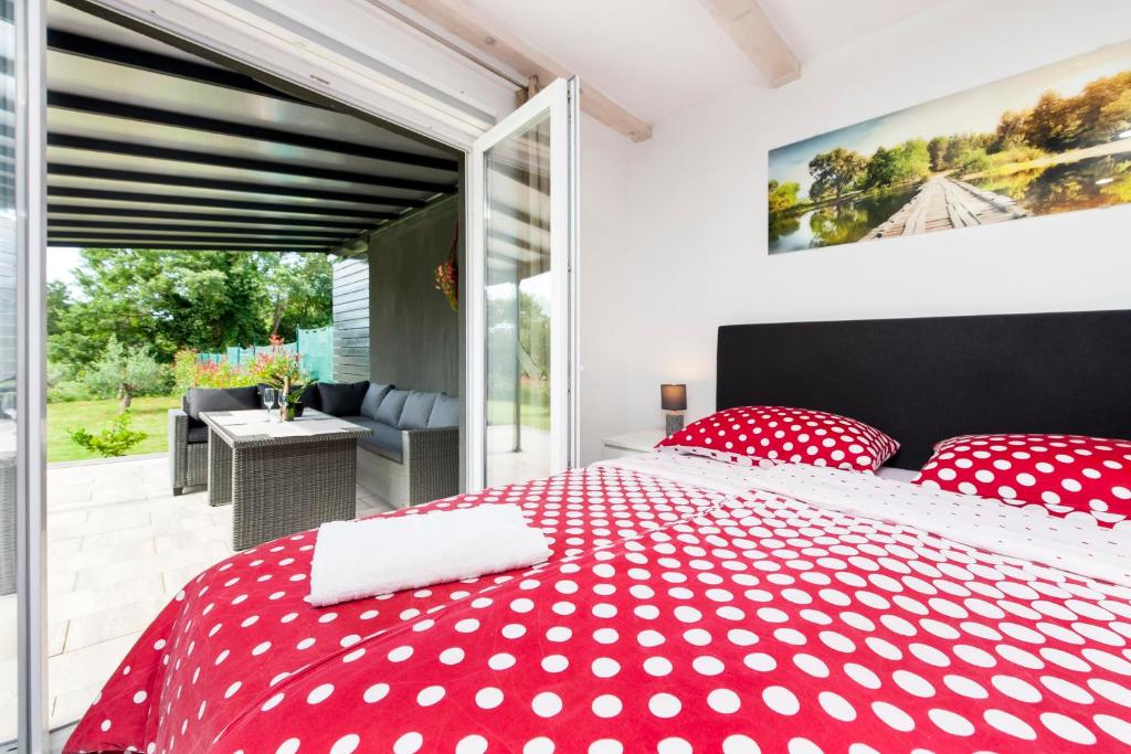 Holiday House Sandi 7