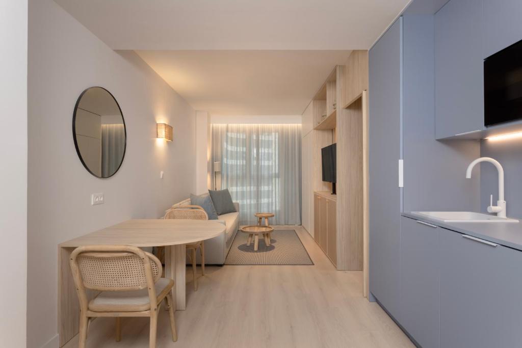 Staybridge Suites & Apartments Malaga by IHG 3