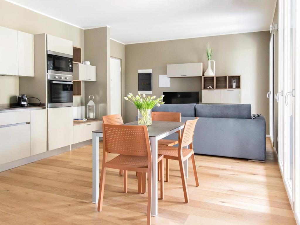 Green Living with Terrace & Garage by NDP rent 2