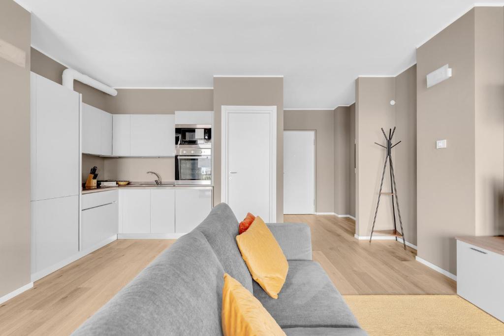 Green Living with Terrace & Garage by NDP rent 4