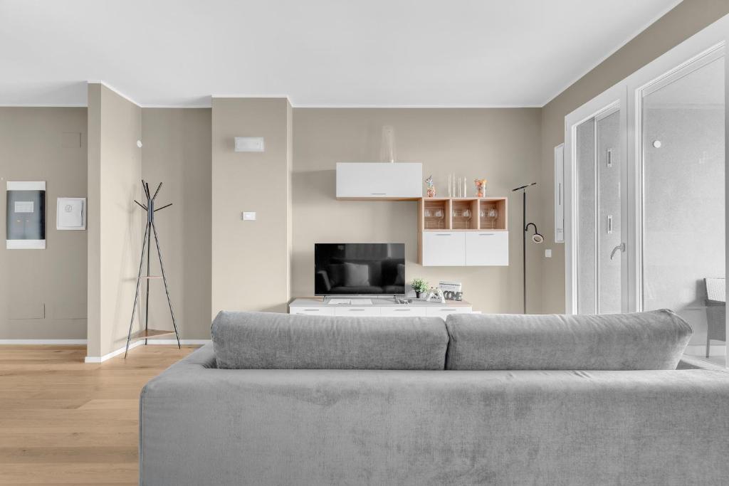 Green Living with Terrace & Garage by NDP rent 5