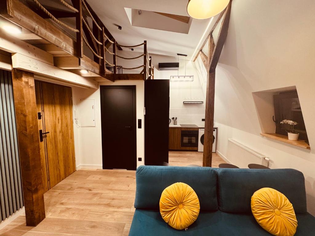 LOFT in the CITY CENTER by KOBIELA APARTMENTS 8