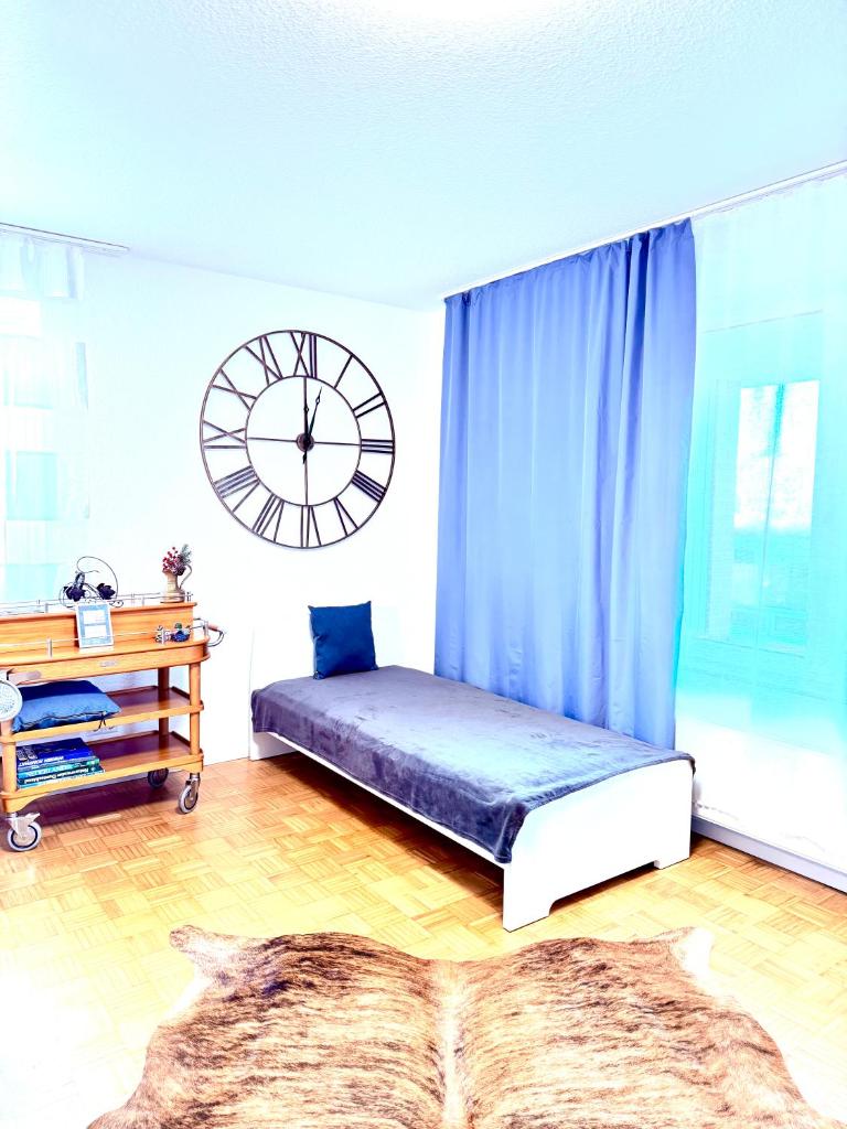WelcomeToMessePremium Three Bedroom Apartment 1