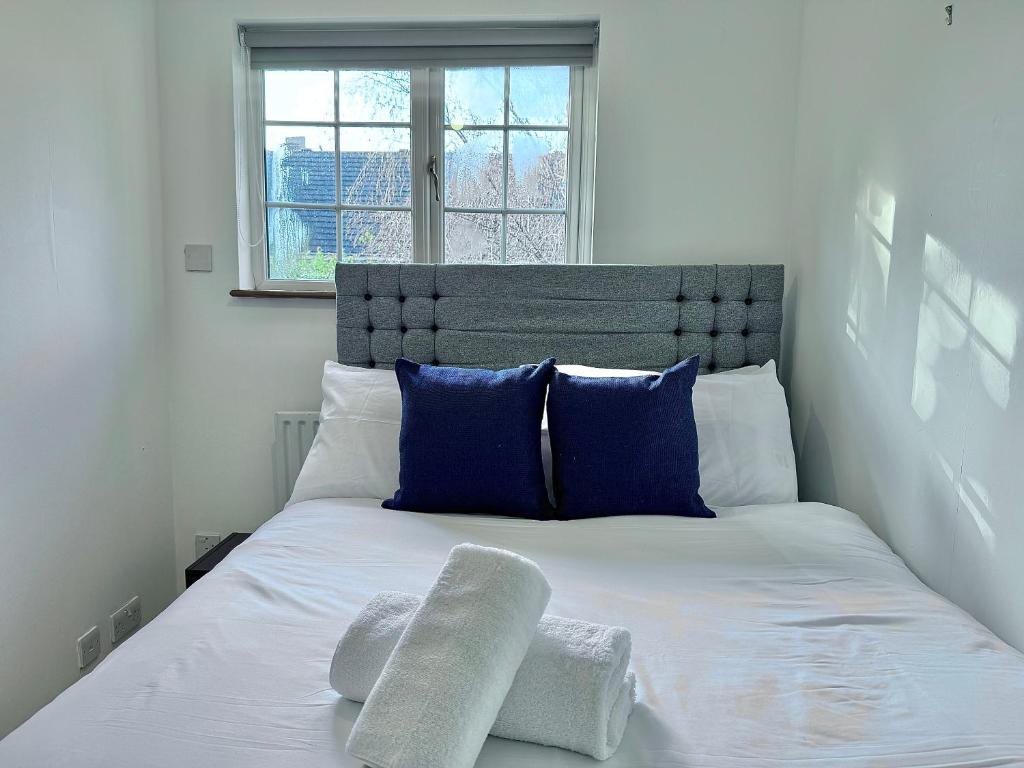 Three Bedroom House Near London Bridge 7