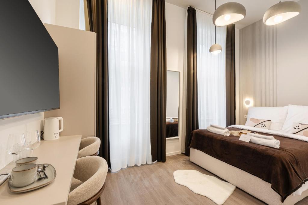 Oasis Luxe Boutique Suites by BQA 4